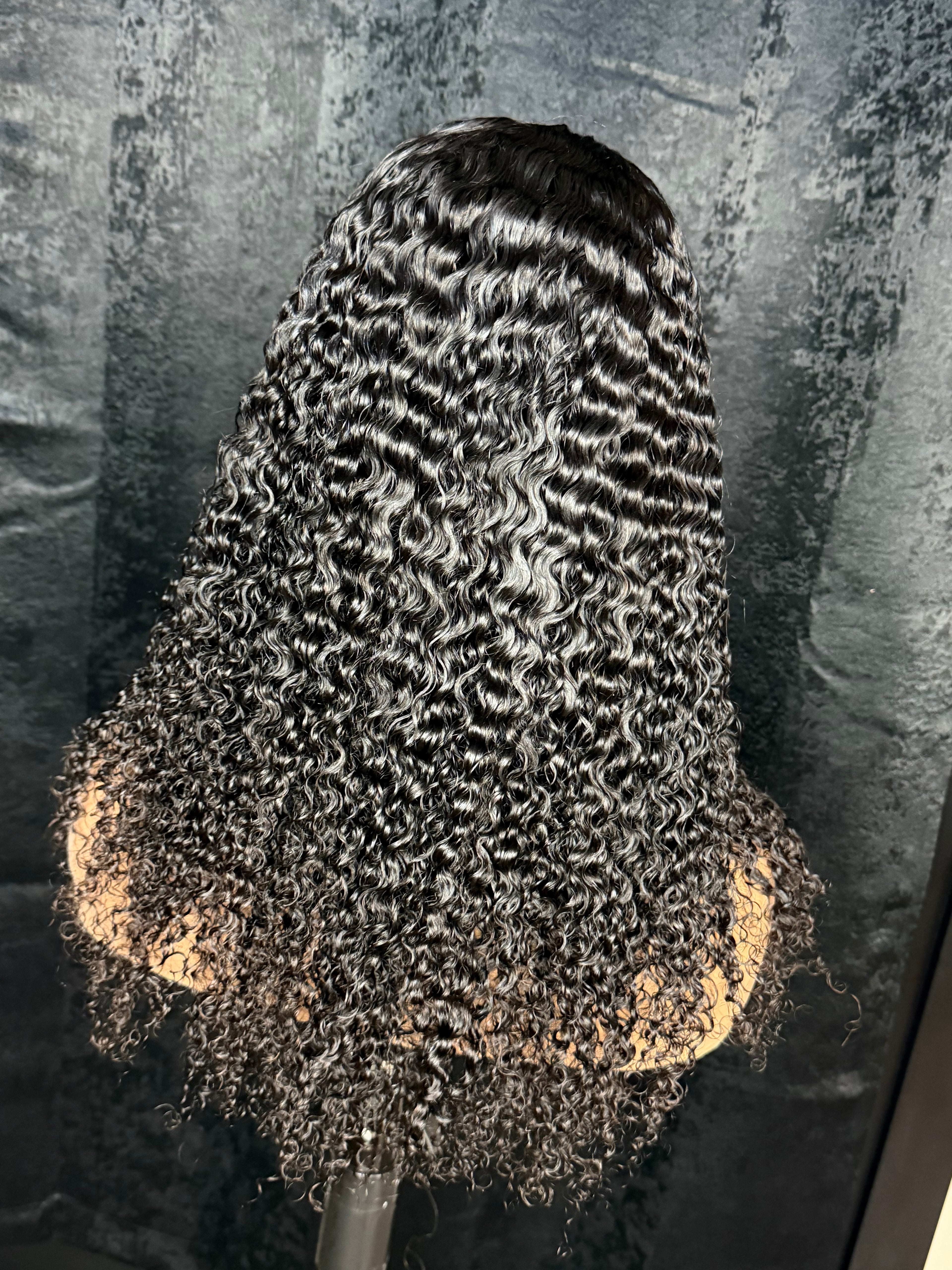 Burmese Curly wig